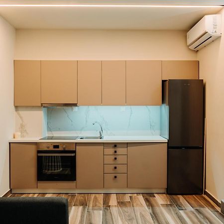 Blackhaus Family And Friends Deluxe Apartment Thessaloniki Exterior photo