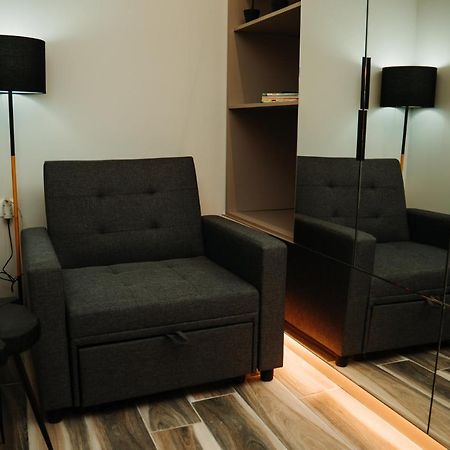 Blackhaus Family And Friends Deluxe Apartment Thessaloniki Exterior photo